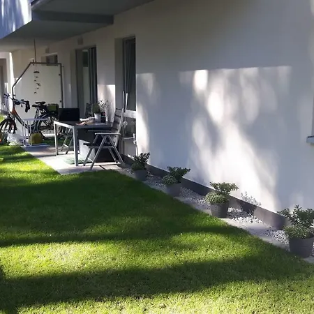 Apartament Z Ogrodkiem Pobierowo Exteriér fotografie