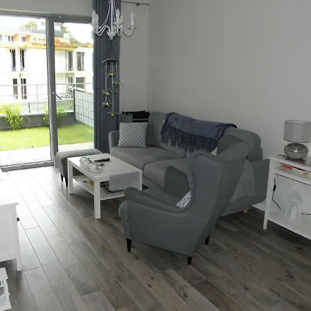 Apartament Z Ogrodkiem Pobierowo Exteriér fotografie