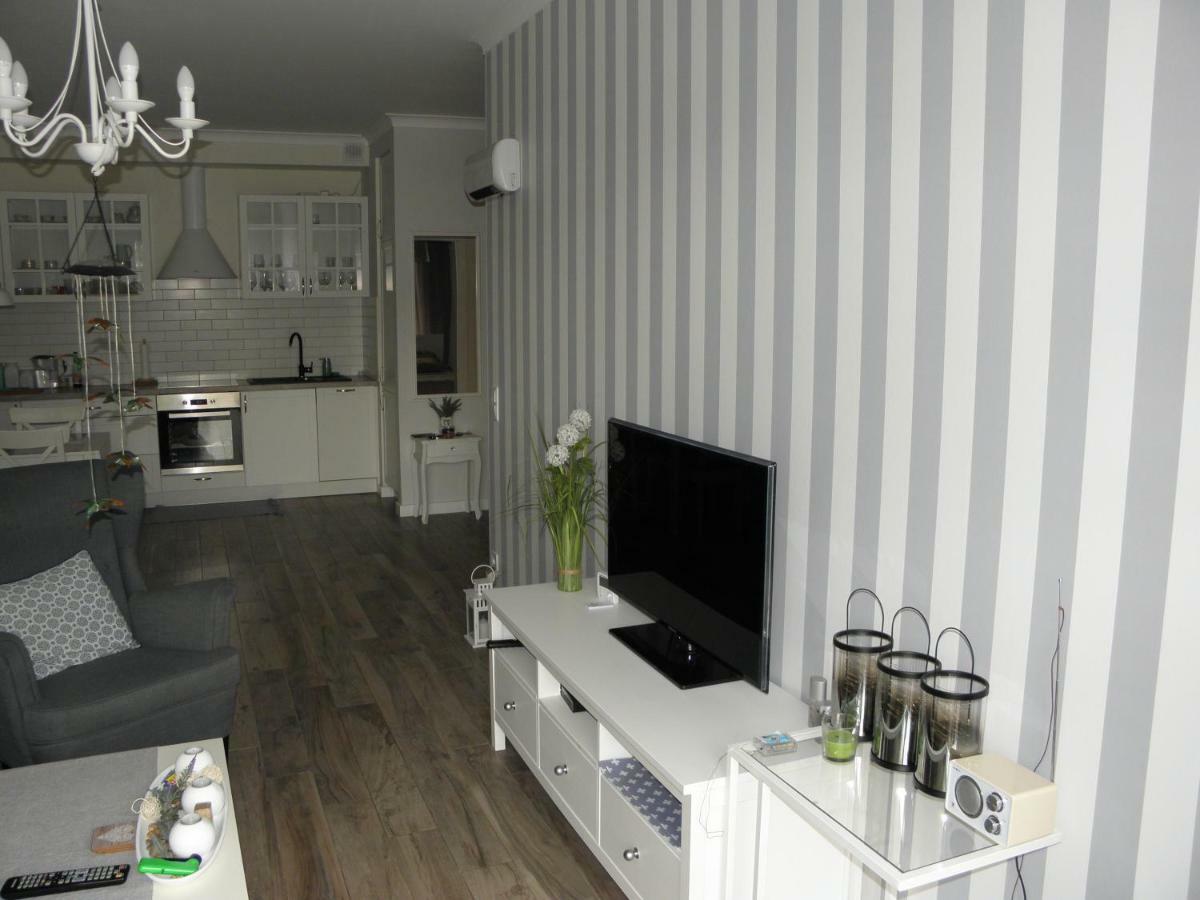 Apartment Z Ogrodkiem *